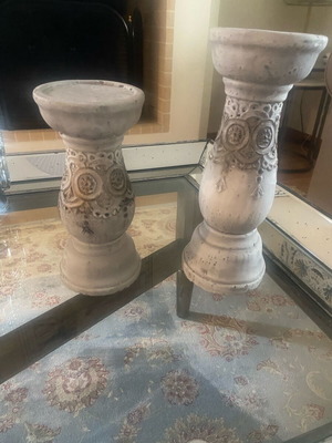 Set of 2 heavy vintage / shabby chic candlesticks like new