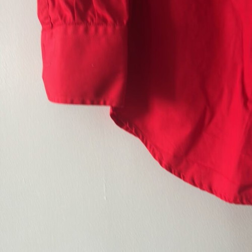 Red long-sleeve shirt like new, size M