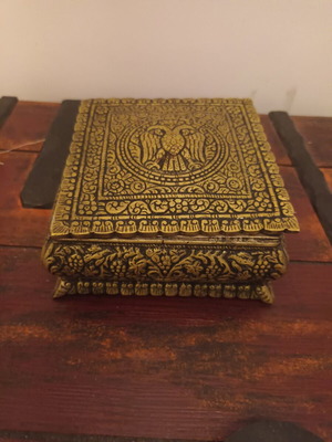 Brass jewelry box antique used 11x11x5 cm