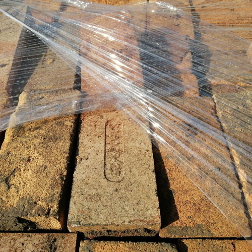 Firebricks from industrial gas kiln, 230mmX110mmX70mm