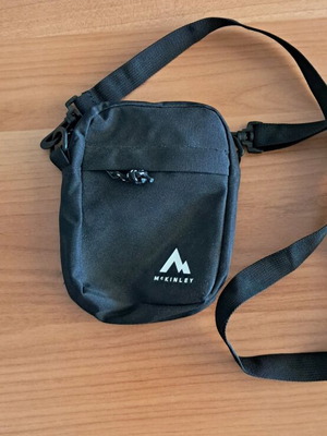 Crossbody bag new black