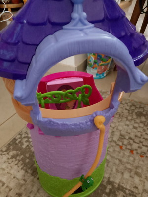 Rapunzel Tower Playset like new