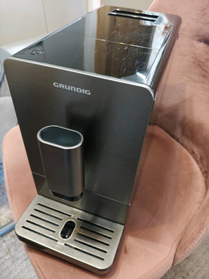 Grundig KVA 4830 Αυτόματη Μηχανή Espresso 1350W 19bar με Μύλο Άλεσης Μαύρη μεταχειρισμένη
