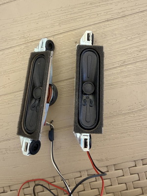Finlux 32fhb4001 TV speakers like new, 32 inch