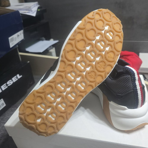 Moncler Compassor sneakers size 43 new
