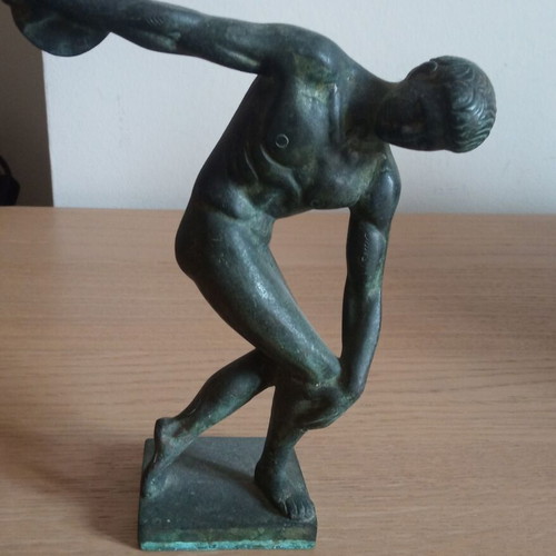 THE DISCUS THROWER OF MYRON***STORAGE ASSEMBLY