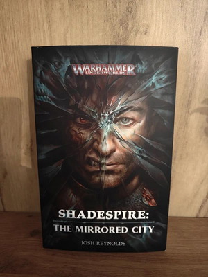 Warhammer Underworlds The Mirrored City book like new, softcover