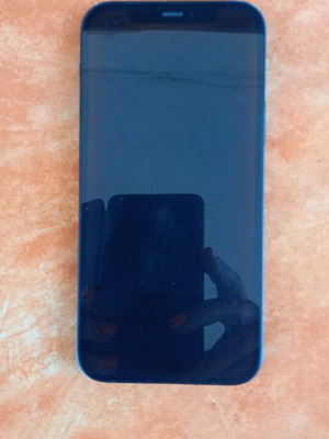iPhone 12 used, 128GB, 12MP camera, black, with case