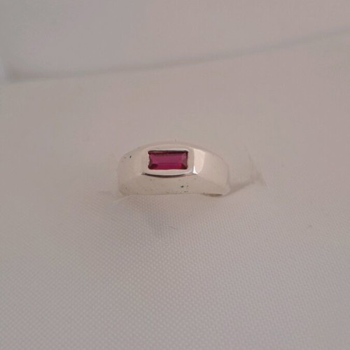 Silver 925 chevalier ring with red garnet, new, size 57