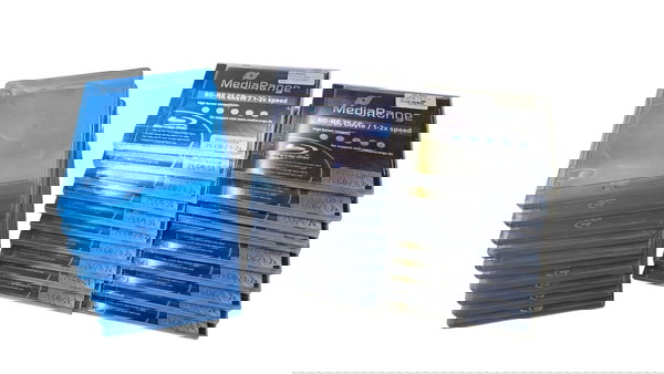 20 презаписваеми BLUERAY (включително техните кутии) и 10 сини BLUERAY кутии
