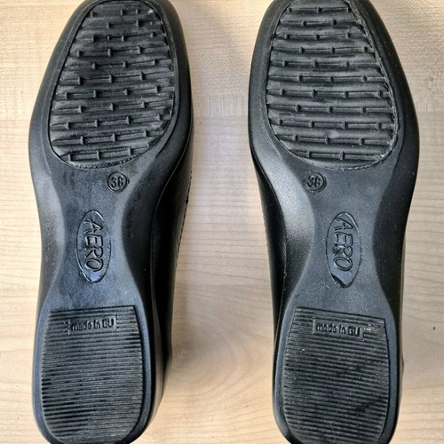 Anatomic leather moccasins used, size 38, black Dafni