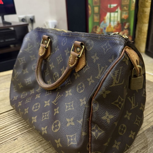 Louis Vuitton Speedy Monogram bag used, vintage classic