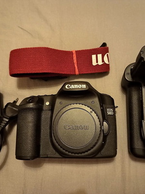 Canon EOS 50D σώμα φωτογραφικής μηχανής με grip BG-E2n