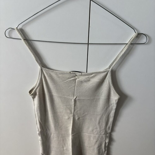 Tank tops pack of 3 with Tezenis, Zara and Bershka