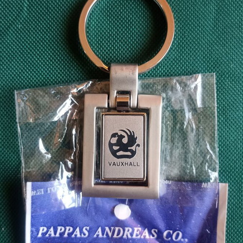 Vintage Vauxhall Spinning Keychain New Old Stock NOS 37g