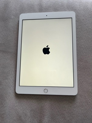 πωλείται apple  iPad 6 gen 32 Gb 4G