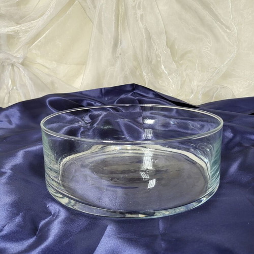 Glass centerpiece bowl 30x10cm like new