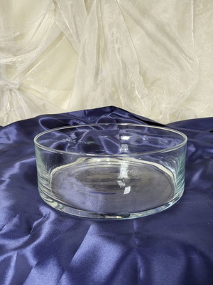 Glass centerpiece bowl 30x10cm like new