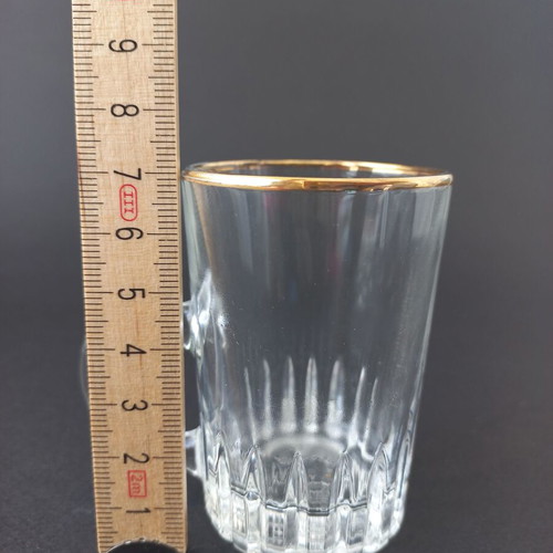 Set of 5 vintage shot glasses like new, glass with gold detail