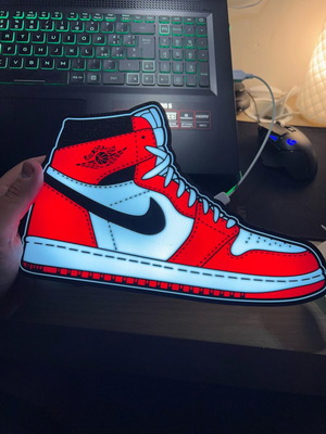 Air Jordan φωτιστικό σαν καινούργιο με ρύθμιση έντασης φωτός και τροφοδοσία USB