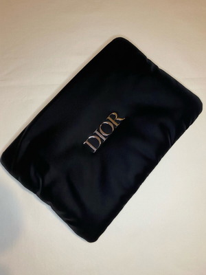 Dior pouch καινούργιο, μαύρο και ασημί