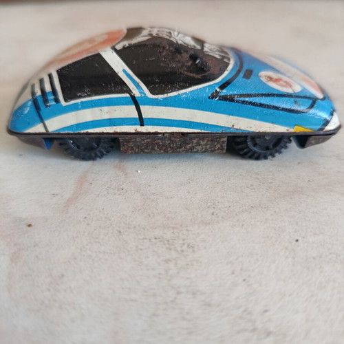 Antique tin toy car used, length 8 cm