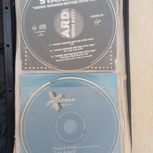 CD singles used, pack of 24 assorted