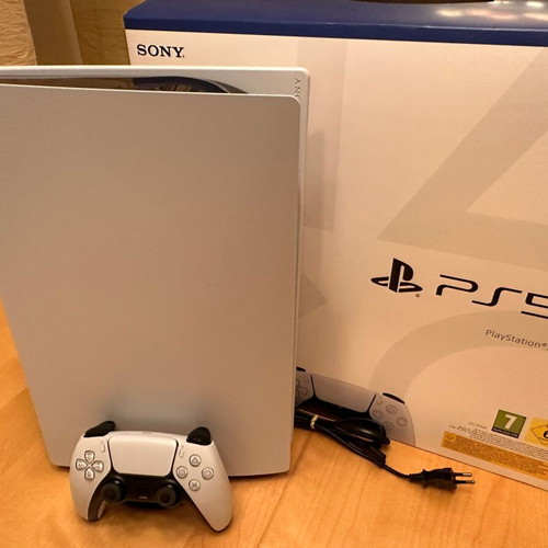 PlayStation 5 and DualSense like new, with box, 1TB