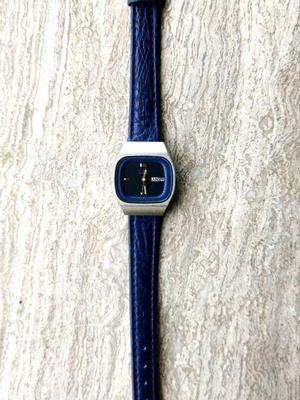 Seiko Quartz 3423-0060 women's watch new, blue leather strap