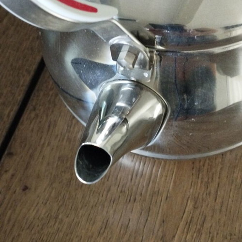 Fissler Carina kettle like new