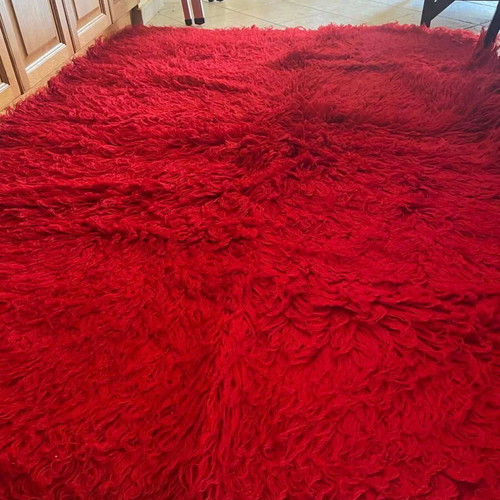 Traditional red flokati rug, 100% wool, large 2.30x1.60 m