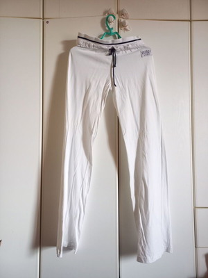 Freddy white bell-bottom pants new, size S M