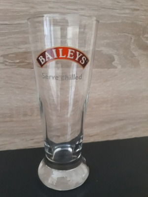 Baileys collectible glass like new