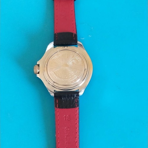 Boctok Komandirskie wristwatch like new, silver