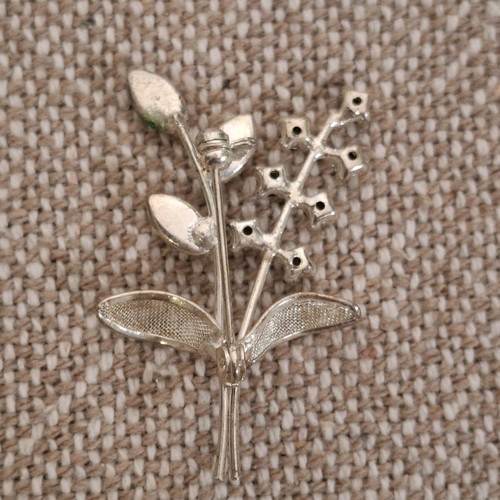 Flower brooch white with rhinestones like new