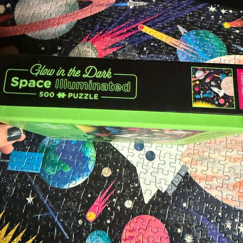 Glow in the Dark Space Puzzle 500 Pieces Like New