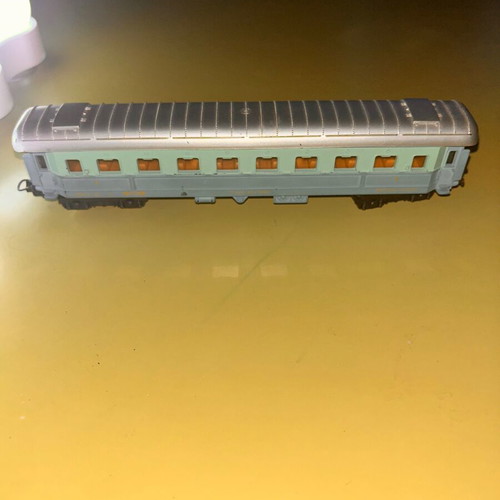 Lima passenger wagon for H0 trains used