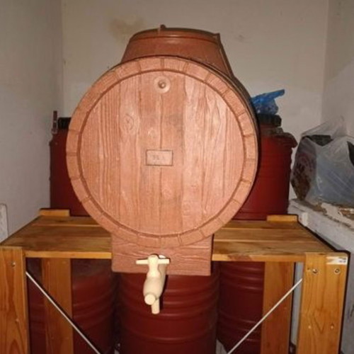 Wine barrel 50 liters used in excellent condition