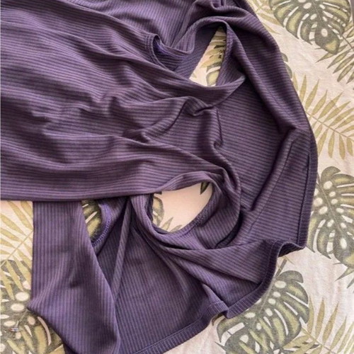 Long purple dress with veil at the back like new, size S/M