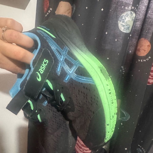 Asics παιδικά αθλητικά παπούτσια GT 1000 13PS μεταχειρισμένα, νούμερο 31,5