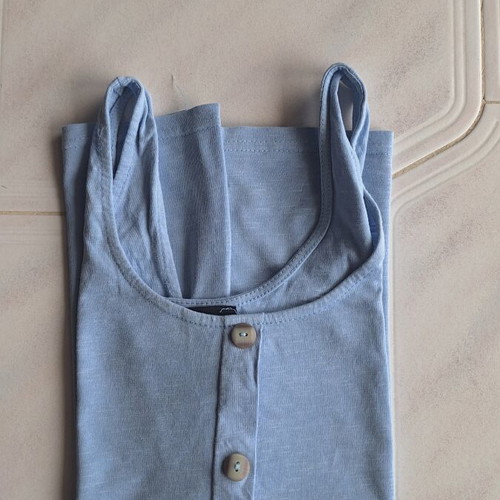 Noobass sleeveless top with buttons in light sky blue size S like new