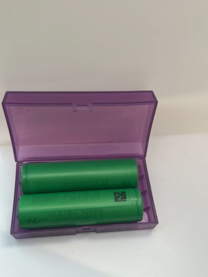 Murata Sony VTC6 18650 Li-Ion batteries 2-pack with purple carrying case