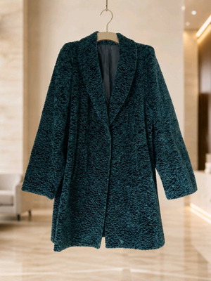 Bouclé coat green cypress XXL like new, oversized luxury half coat