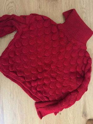 Women's turtleneck size Small red like new