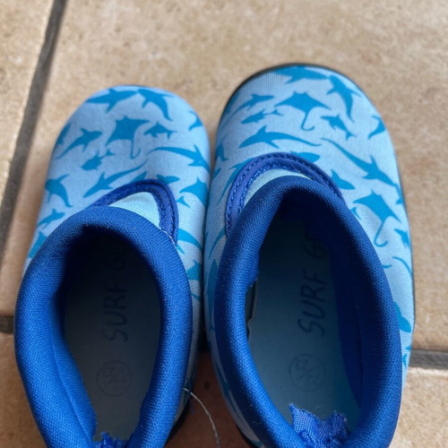 Beach shoes like new, size 22/23