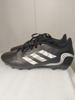 Adidas Copa Sense.4 FxG ποδοσφαιρικά παπούτσια μεταχειρισμένα, εφηβικό νούμερο 42, μαύρο και άσπρο
