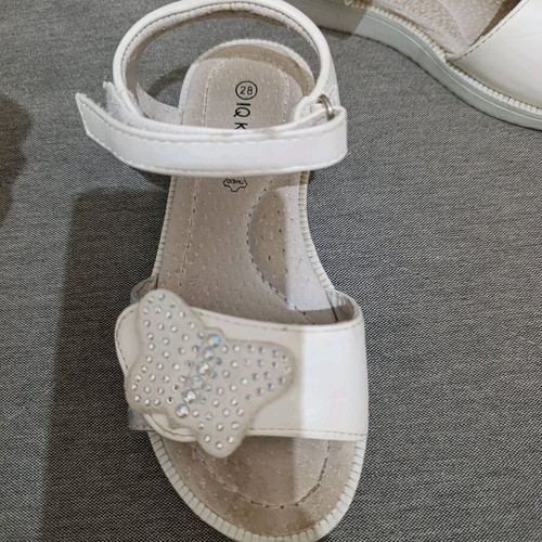 Πέδιλα IQ Shoes νούμερο 28 σαν καινούργια, λευκά με πεταλούδα