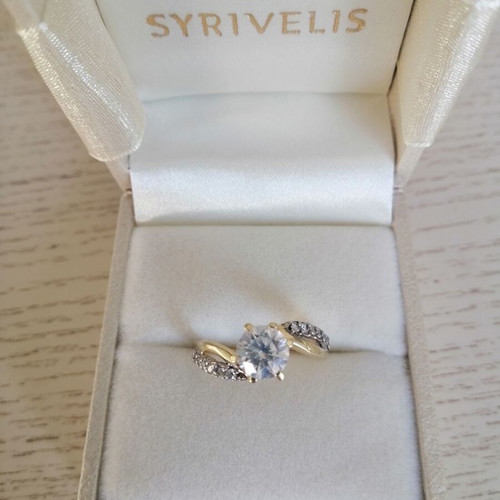 14K Gold Solitaire Ring new with 585 hallmark