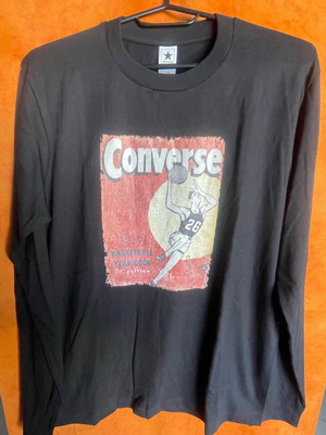 Branded women's long-sleeve blouse new, size Small