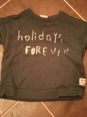 Sweatshirt for boy 2-3 years like new